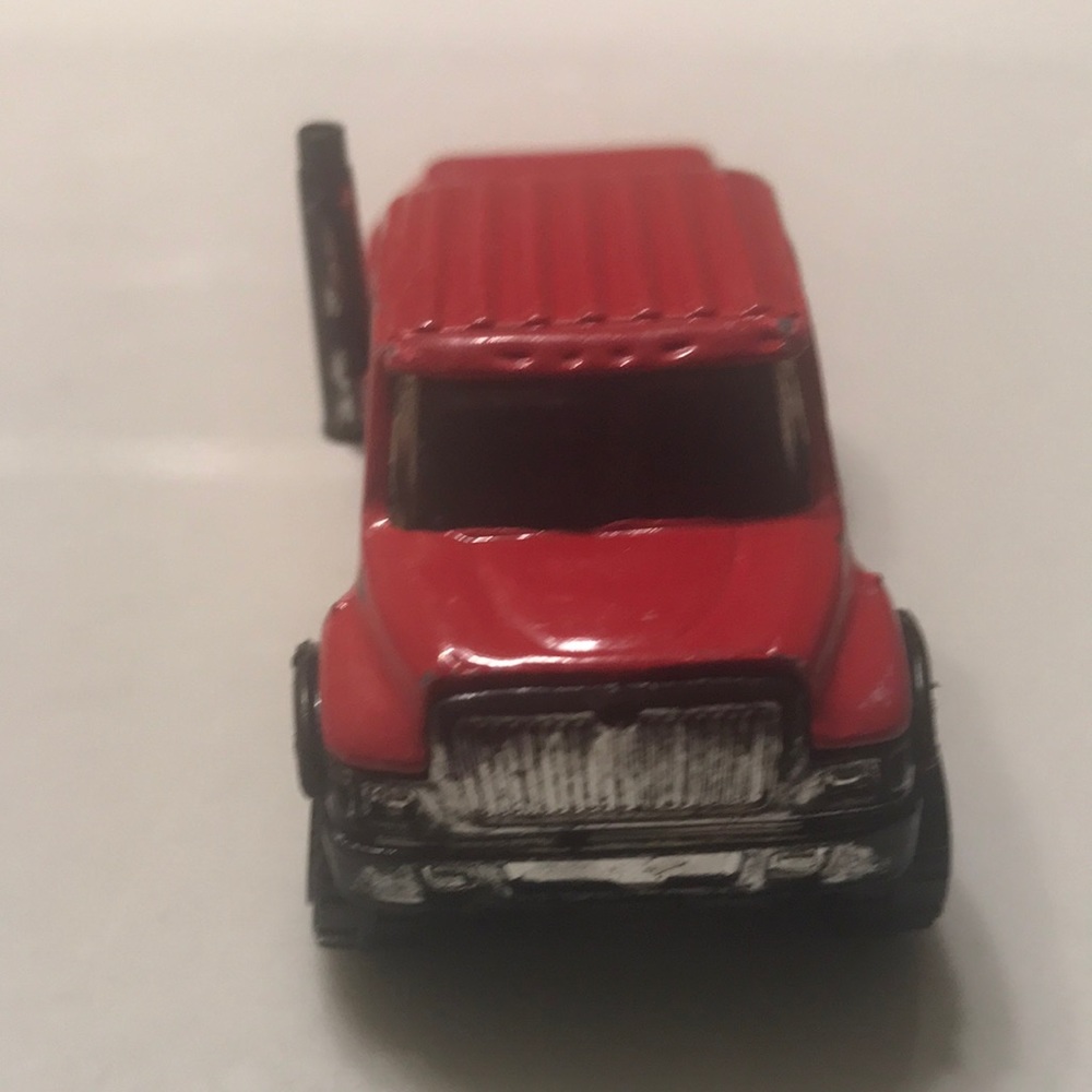 Vintage matchbox the CXT international semi in good vintage condition copyright